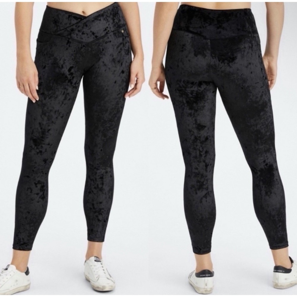 NWT $75 Fabletics 2X Crossover Crushed Velour Leggings Black Stretch Pockets